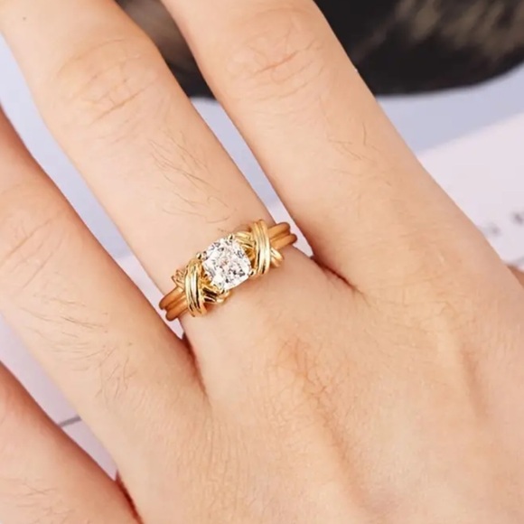 NEW Engagement Gold 14k Promise Diamond Ring Classic Cross Modern Beautiful - Picture 4 of 5